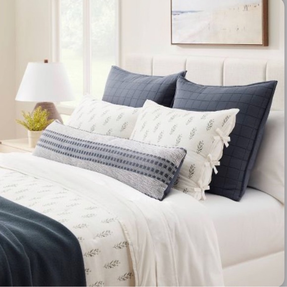 Threshold Bedding Threshold X Studio Mcgee Bed Lumbar Woven Texture